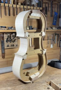 moule de violoncelle